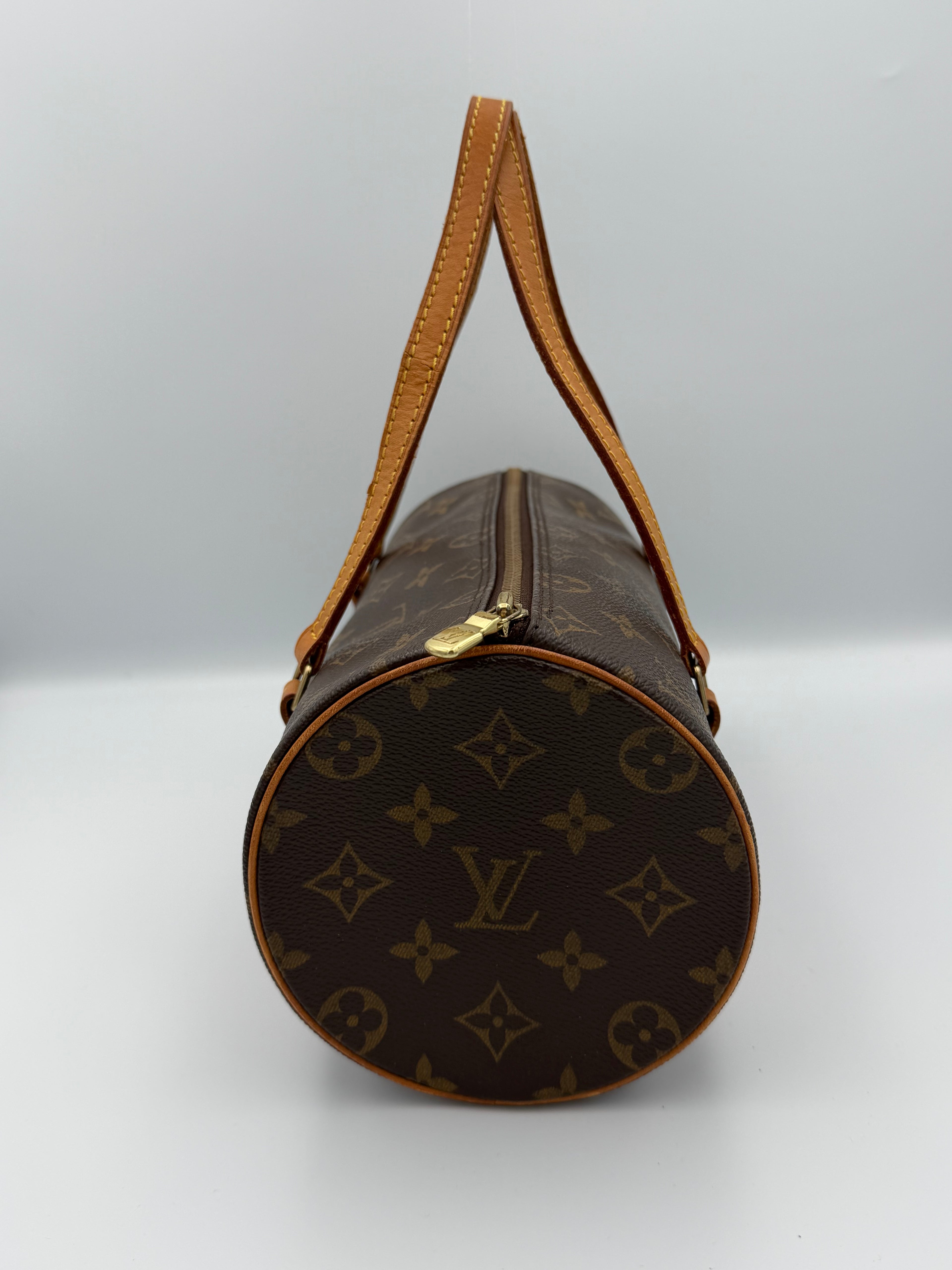 Louis Vuitton Papillon 26